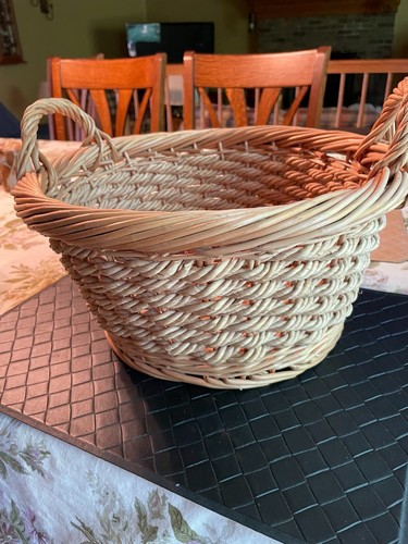 Large round wicker basket - large,